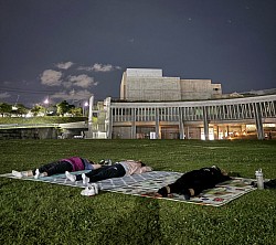 瞑想ストレッチ